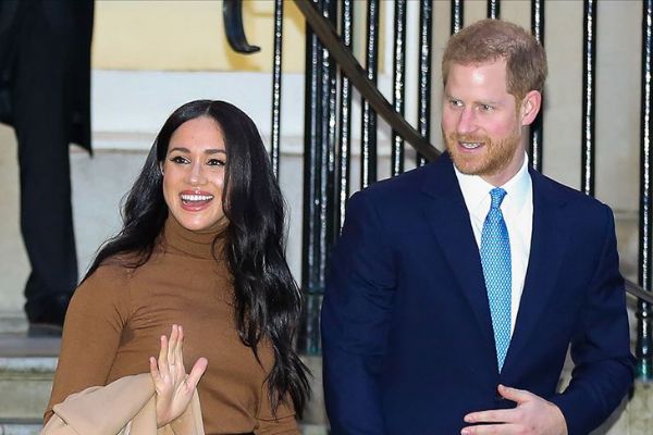 Prens Harry ve eşi Meghan unvanlarını anlaşmayla bırakacak