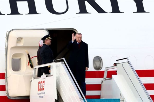 Cumhurbaşkanı Erdoğan yurda döndü