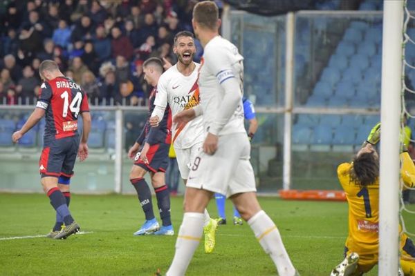 Cengiz Ünder'in de gol attığı maçta Roma, Genoa'yı 3-1 yendi