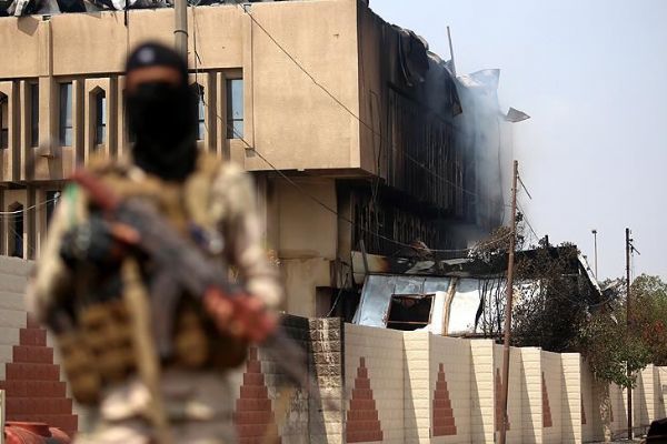 Bağdat'ta Yeşil Bölge'ye füzeli saldırı