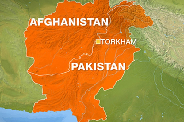 Pakistan, Afganistan'ın 200 roket atıldı