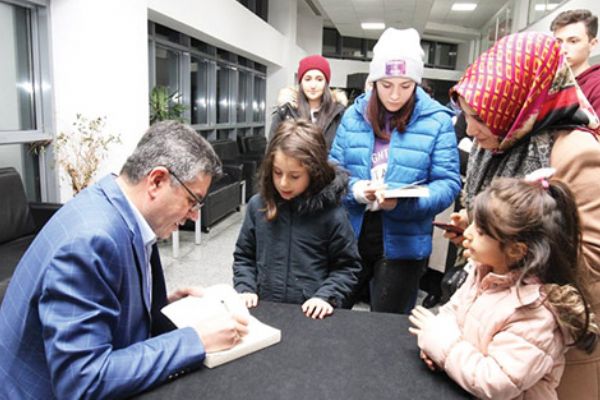 Gebze'de “Mutlu Aile Mutlu Çocuk” konferansı düzenlendi