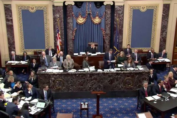 Senato Demokratların 'Beyaz Saray'dan belge' talebini reddetti