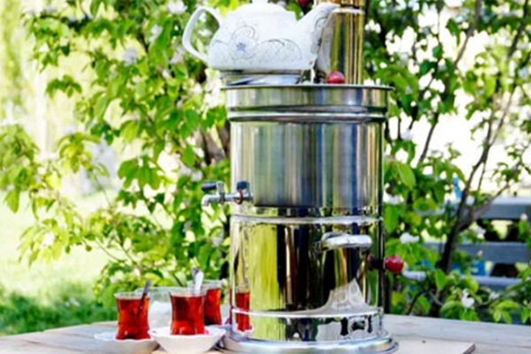 Semaverden çıkan gaz zehirledi: 2 ölü