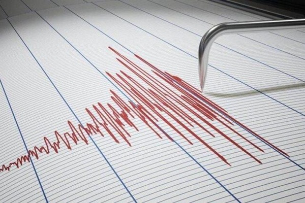 Manisa'da 4 büyüklüğünde deprem