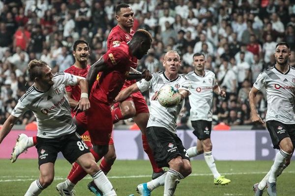 Beşiktaş yarın Göztepe'ye konuk olacak
