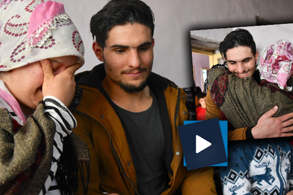 Suriyeli Mahmud, enkazdan kurtardığı Elazığlı aileyle buluştu