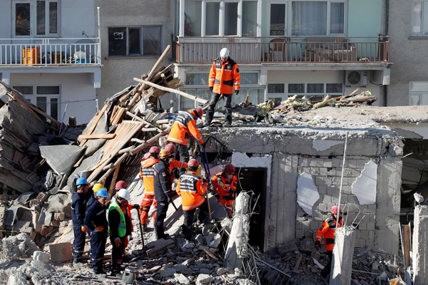 Elazığ depreminde can kaybı yükseldi