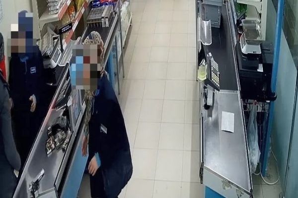 Silah ve bıçakla market çalışanlarını gasp eden zanlı tutuklandı