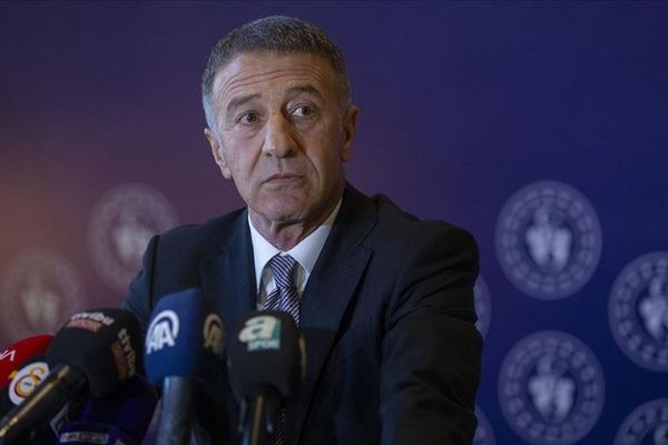 Trabzonspor Başkanı Ağaoğlu'ndan taraftarlara mesaj