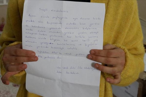 'Çocuk Evleri' sakinleri, oyuncaklarını depremzede çocuklara gönderdi