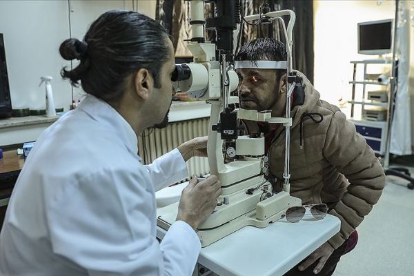 Afgan askerin karanlık dünyasına Türk hekimler ışık oldu