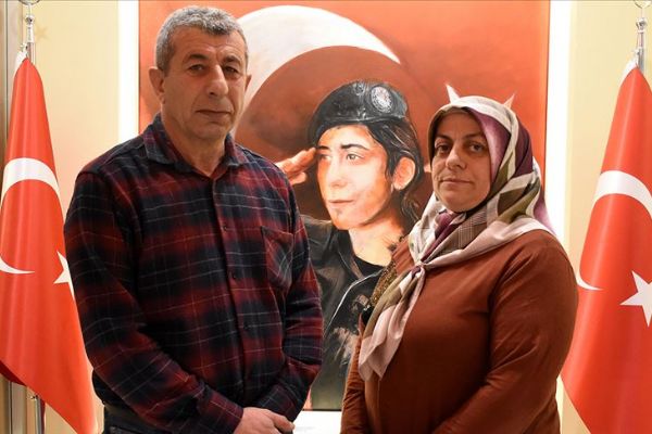 15 Temmuz şehidinin ailesi, devletin verdiği evi Türk Kızılaya bağışladı