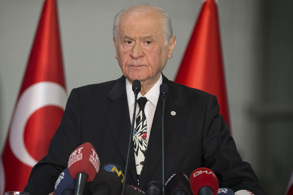 Devlet Bahçeli: ABD ve İsrail ateşle oynuyor