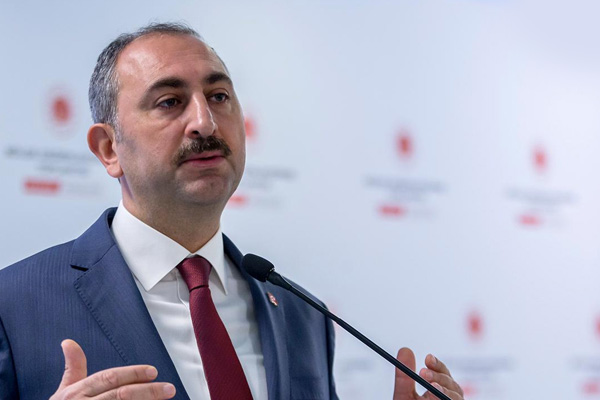 Adalet Bakanı Gül açıkladı: Yunan vekil hakkında harekete geçildi