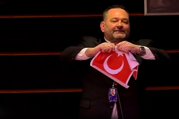 Savcılık, Irkçı Yunan vekil ile ilgili harekete geçti