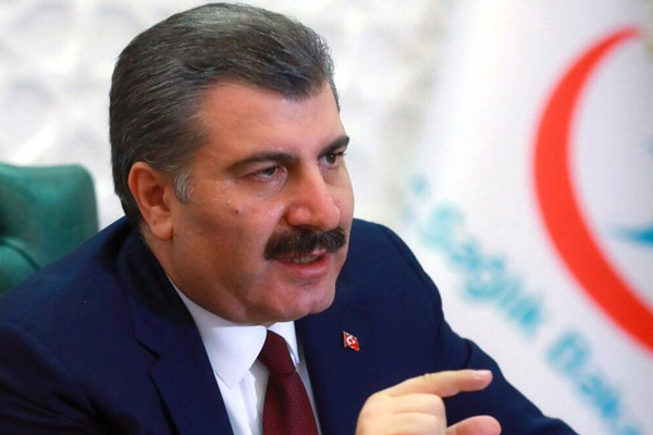 Bakan Koca Çinli çocuğa yapılan testin sonucunu açıkladı