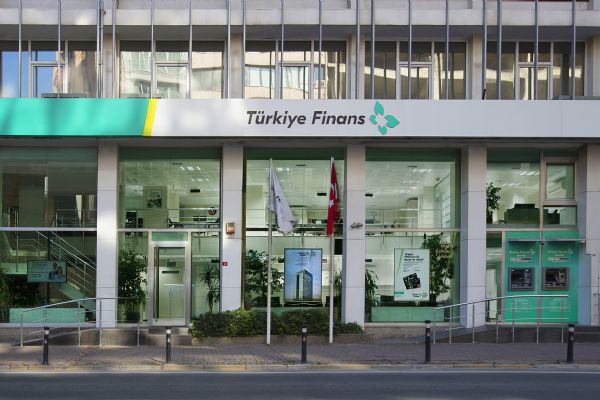 Türkiye Finans’tan Elazığ’daki müşterilerine destek