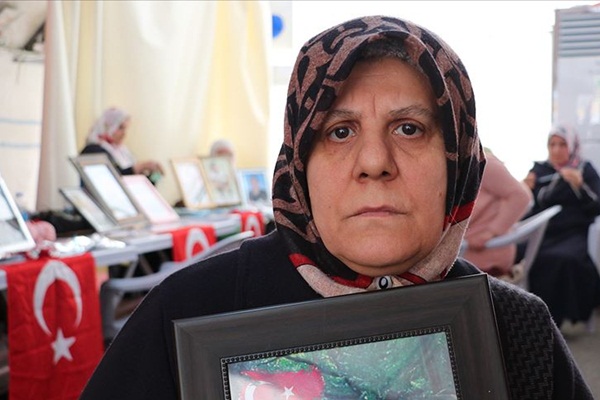 'Hiçbir anne evladını almadan buradan gitmeyi düşünmüyor'