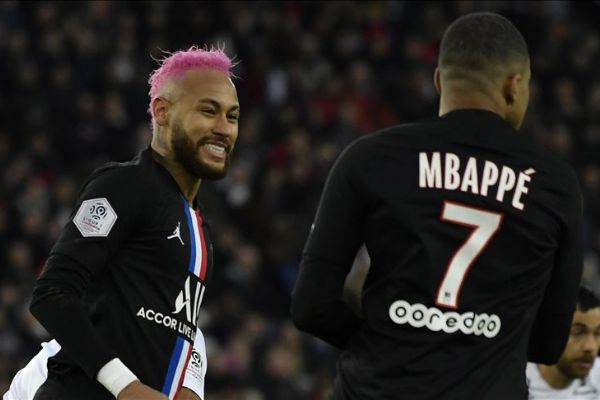 PSG, Montpellier'i 5 golle geçti