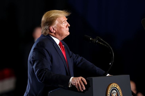 Trump'a yönelik azil maddeleri hafta ortasında oylanacak