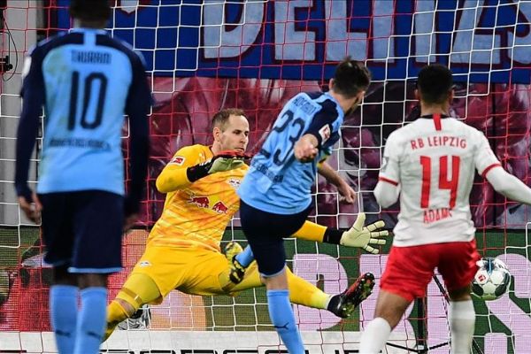 Berabere kalan Leipzig liderliği kaybetti