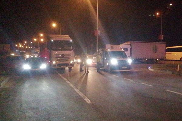 Tankerdeki gaz sızıntısı nedeniyle kapatılan Karadeniz Sahil Yolu yeniden açıldı