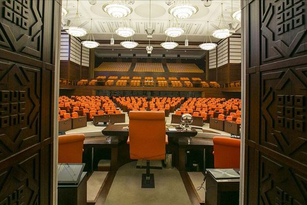 TBMM'nin imar değişikliği teklifi mesaisi sürecek