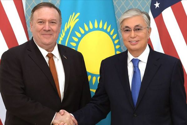 Kazakistan Cumhurbaşkanı Tokayev, ABD Dışişleri Bakanı Pompeo'yu kabul etti