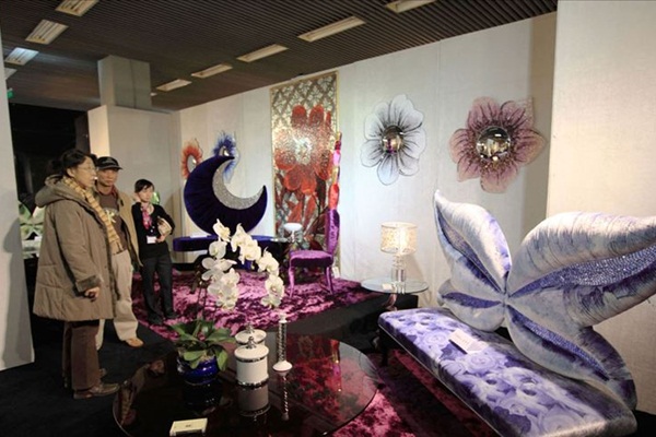 Çin'de düzenlenecek mobilya fuarı ertelendi