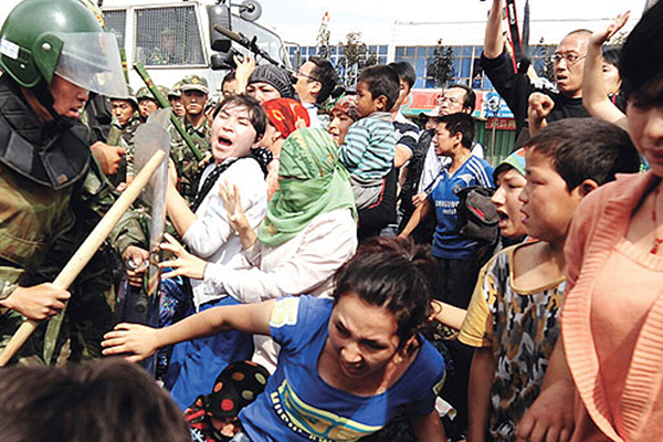 Çin, Doğu Türkistan’da ikinci aşamaya geçti