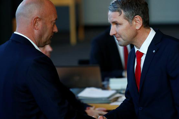 Almanya’da, ‘Thüringen’ Depremi sürüyor