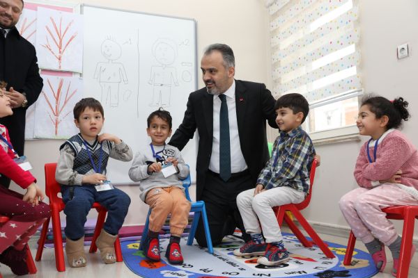 ‘Ana Kucağı’nda eğitim başladı! Okul öncesi eğitimde Büyükşehir farkı