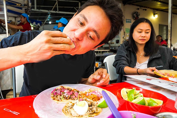 Araştırma: Elle yemek yediğimizde daha çok lezzet alıyoruz