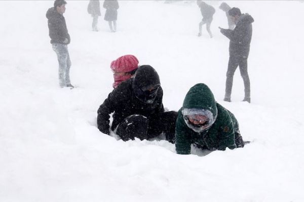 Uludağ'da kar kalınlığı 1,5 metreye ulaştı