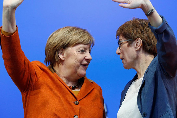 Almanya'da siyasi kriz sürüyor: Karrenbauer'den geri adım