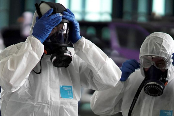 Koronavirüs 24 saatte 108 can aldı: Ölü sayısı 1017’ye yükseldi