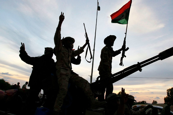 ABD'deki Libyalı ailelerden Hafter ve BAE'ye 'savaş suçu' davası