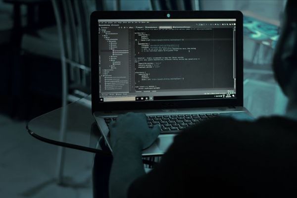 CIA ve BND, paravan şirket üzerinden sattıkları cihazlarla 120'den fazla ülkeyi dinlemiş