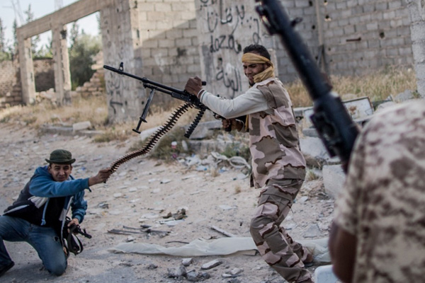 Hafter güçlerinden Trablus'a roketli saldırı