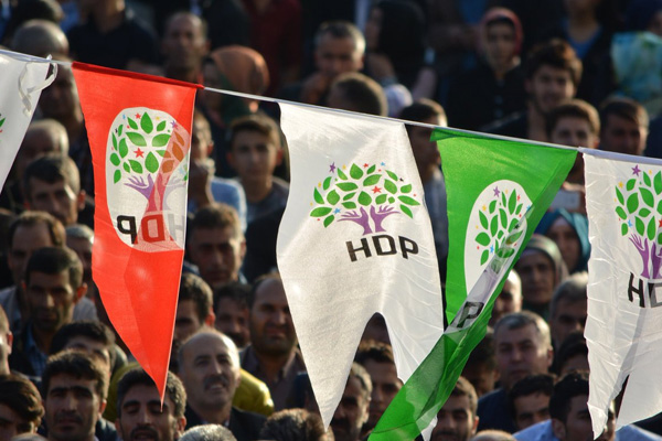 KKP Genel Başkanı Sinan Çiftyürek: HDP'nin 'Türkiyeleşme' politikası Kürt meselesini batı kentlerine taşıdı