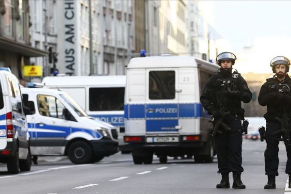 Almanya'nın Hanau kentinde silahlı saldırı: 8 ölü