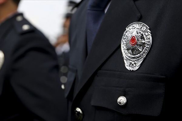 Polislere evlilik yıl dönümünde bir gün izin