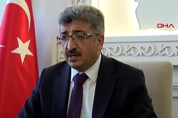 Van Valisi Bilmez: Enkaz altında kimse yok