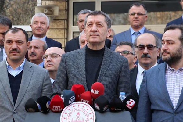 Bakan Selçuk: Yarın Elazığ'da okul zili çalacak