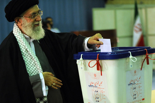 İran'da seçimlere katılım 1979’dan bu yana en düşük seviyede