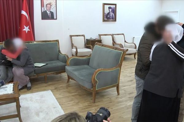 Güvenlik güçlerinin ikna çalışması sonucu 2 aile daha evladına kavuştu