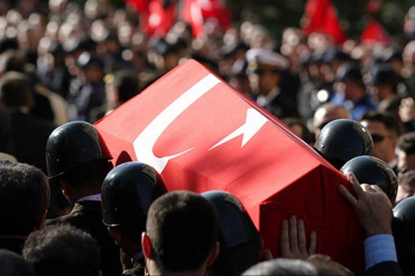 İdlib'deki 33 şehitten 2'sinin kimliği açıklandı