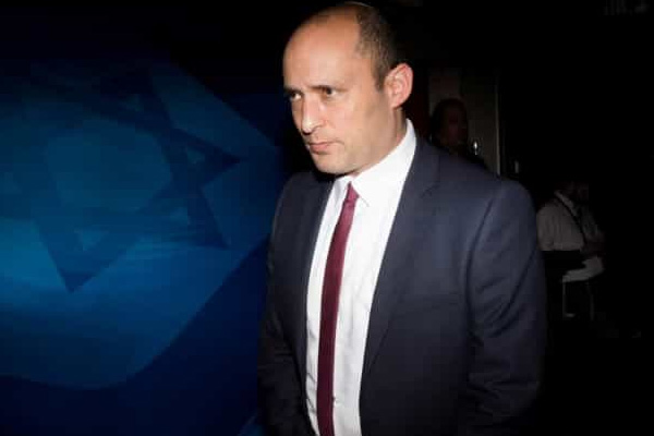 İsrail Savunma Bakanı: İran'ı Suriye'den 12 ay içinde çıkarmayı hedefliyoruz