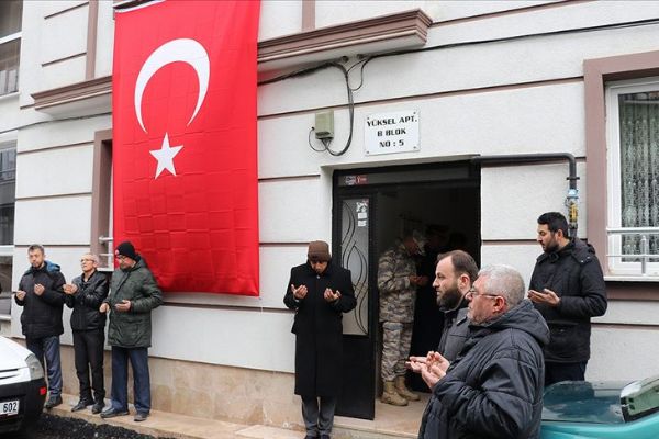 İdlib'de şehit olan Uzman Çavuş Muhammed Yılmaz'ın ailesine acı haber verildi